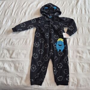 Carter's boys 18 months 2012 hooded romper black gray blue NWT